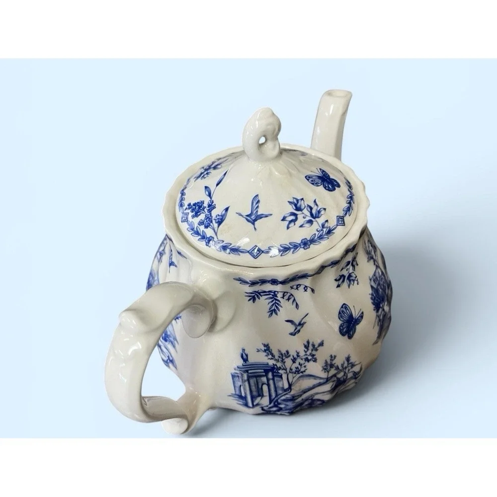 Churchill Toile China Teapot Tea Pot Countryside Butterfly Bird Vintage England